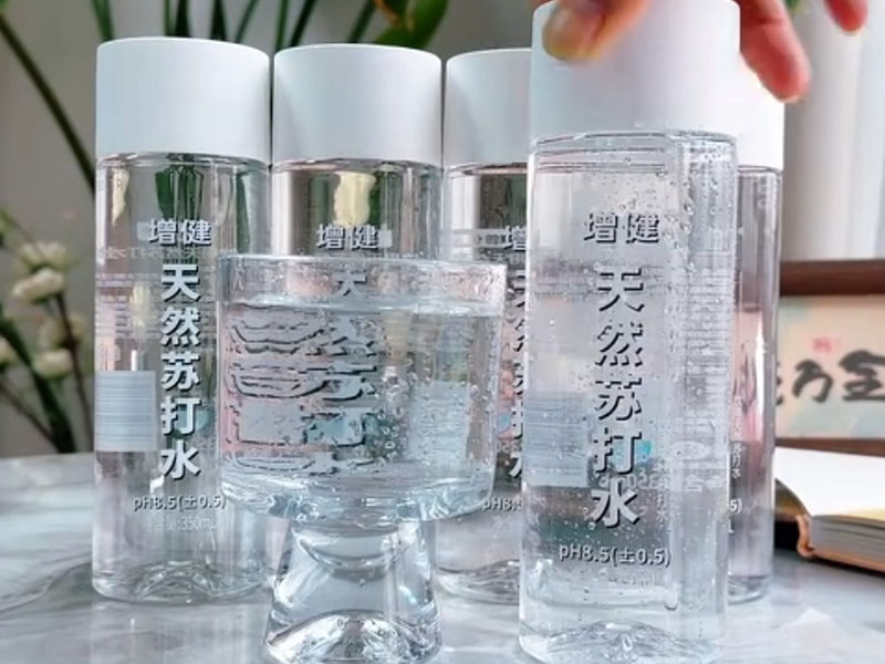 幼多宝藏好水，天然苏汲水为什么越来越火？源自深层冷泉，一款真正的天然苏汲水，解腻百搭
