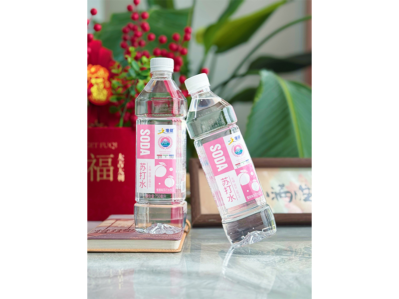蜜桃味苏汲水饮品